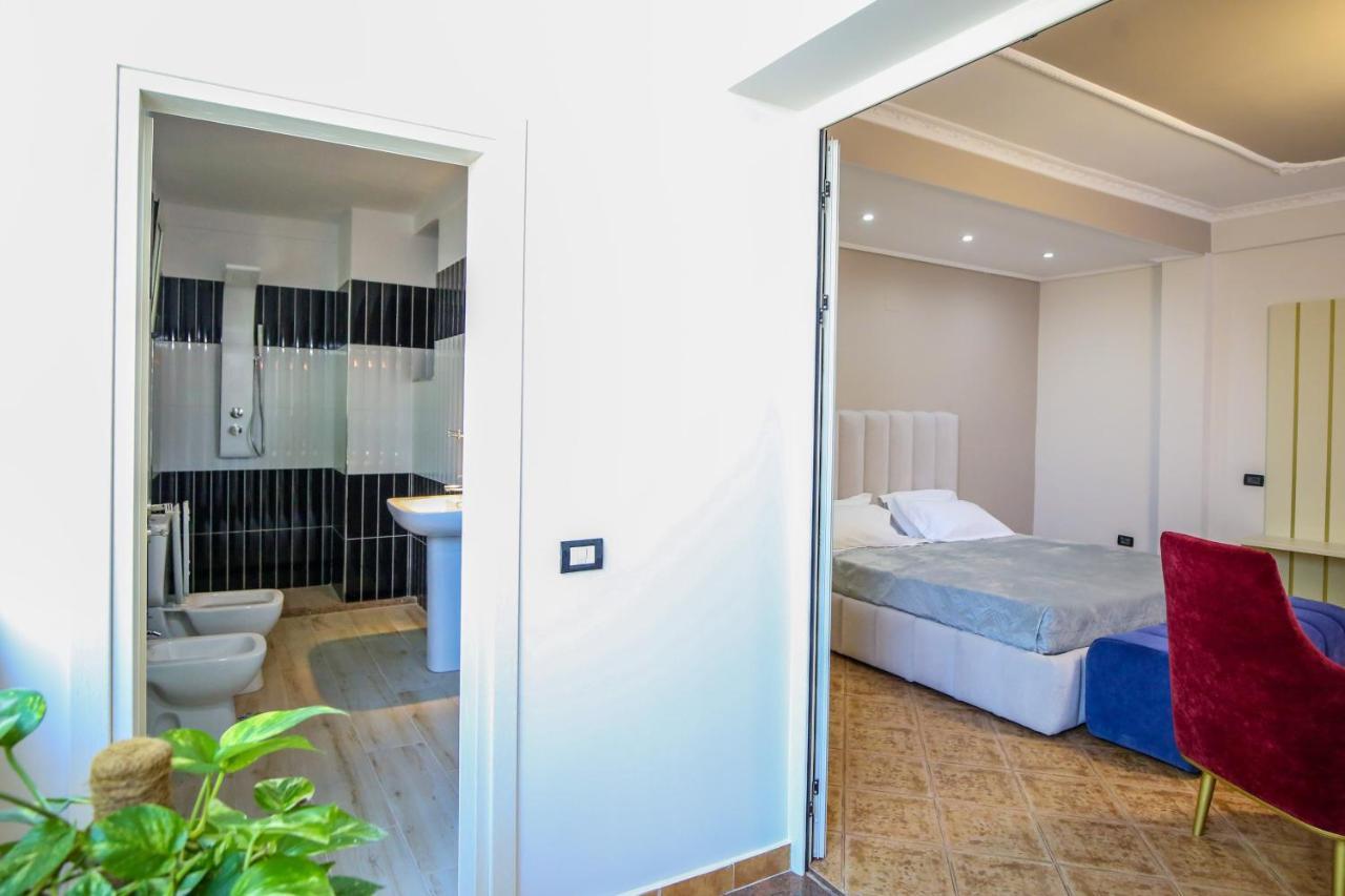 Hotel Vila Stefa Vlore Luaran gambar
